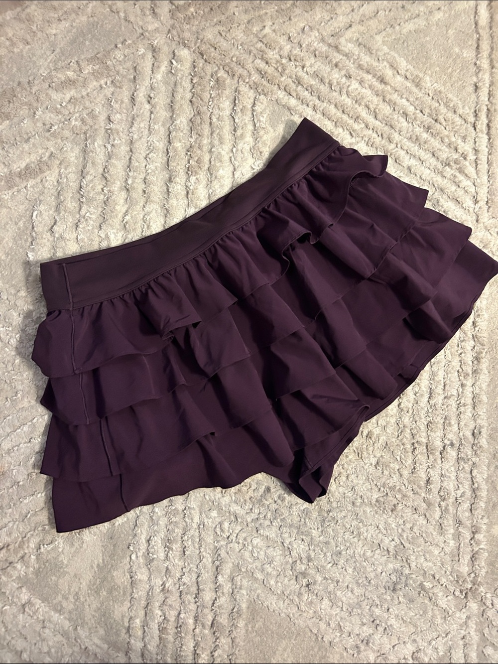 aerie Offline Plum Ruffle Skort like New size L